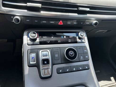 Used 2024 Hyundai Palisade Calligraphy FWD image 21