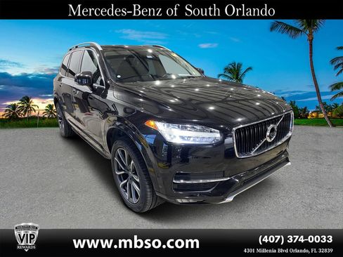 Used 2018 Volvo XC90 T5 Momentum w/ Convenience Package AWD/4WD image 1