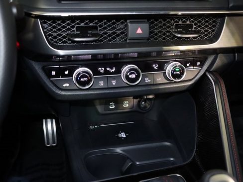 Used 2025 Acura ADX A-Spec image 19