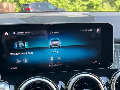 Used 2020 Mercedes-Benz GLB 250 4MATIC image 43