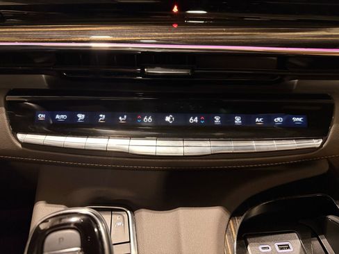 Used 2024 Cadillac Escalade Sport w/ Touring Package image 30