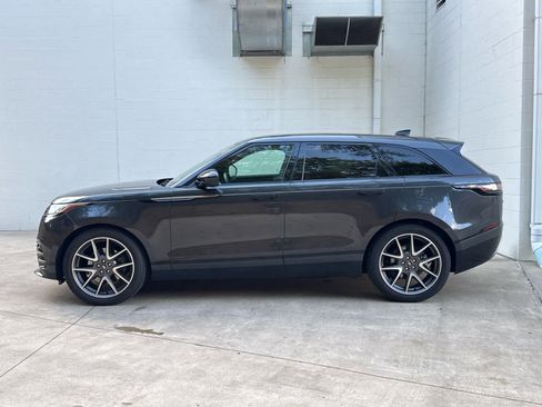 Certified 2023 Land Rover Range Rover Velar R-Dynamic S image 5