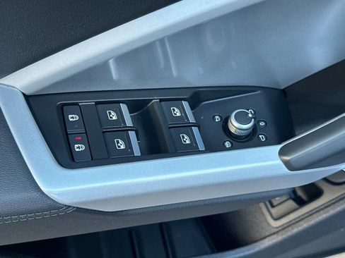 Used 2022 Audi Q3 2.0T Premium image 13