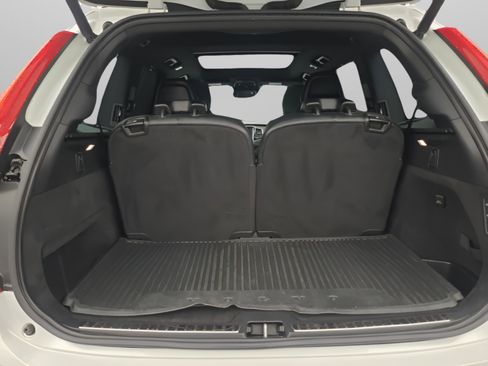 Used 2019 Volvo XC90 T6 R-Design w/ Advanced Package image 29
