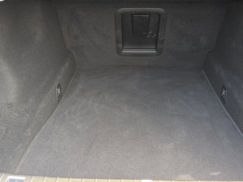 Certified 2022 BMW 750i xDrive w/ Executive Package AWD/4WD image 6