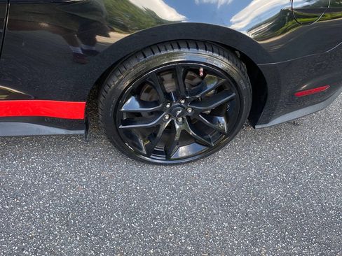 Used 2015 Ford Mustang GT Premium RWD image 9