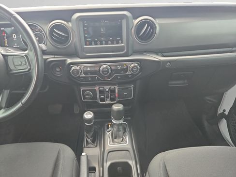 Used 2022 Jeep Gladiator Sport AWD/4WD image 11