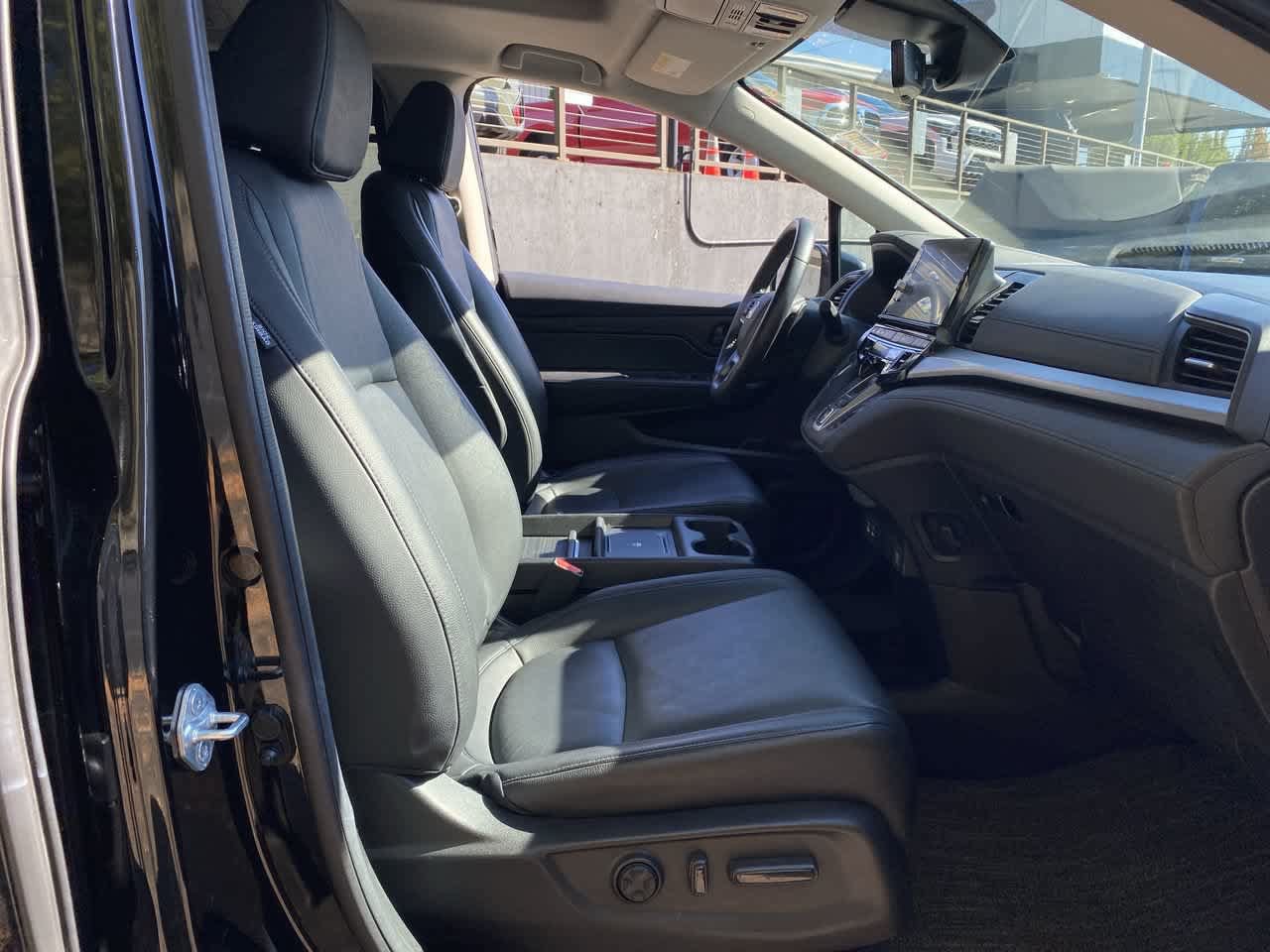 Used 2025 Honda Odyssey EX-L image 18