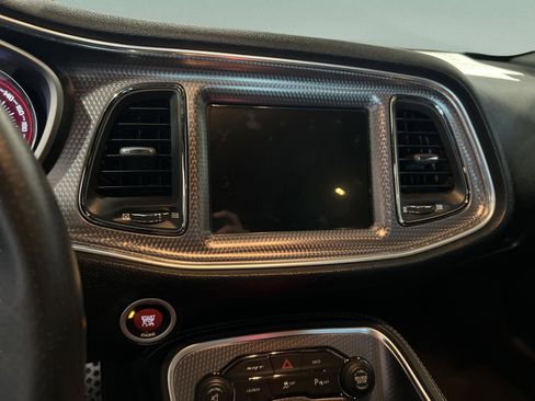 Used 2016 Dodge Challenger SRT Hellcat image 20