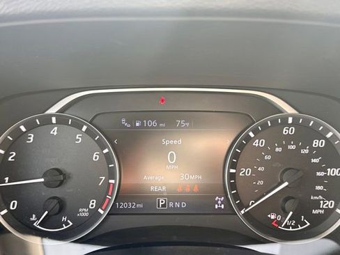 Certified 2024 Nissan Frontier SV w/ Hardbody Edition image 13