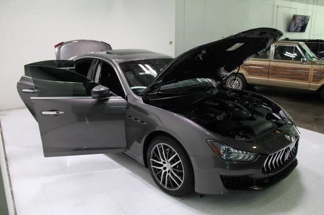 Used 2021 Maserati Ghibli S Q4 AWD/4WD image 49
