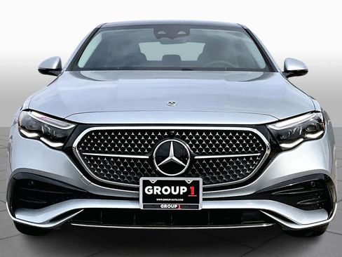 Certified 2025 Mercedes-Benz E 350 4MATIC Sedan image 3