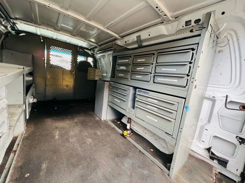 Used 2008 Ford E-250 and Econoline 250 image 16