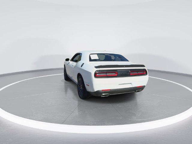 Used 2022 Dodge Challenger GT w/ Blacktop Package AWD/4WD image 8