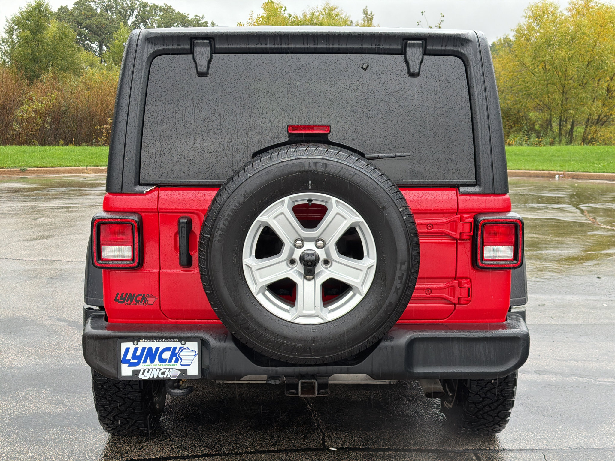Used 2021 Jeep Wrangler Unlimited Sport AWD/4WD image 3
