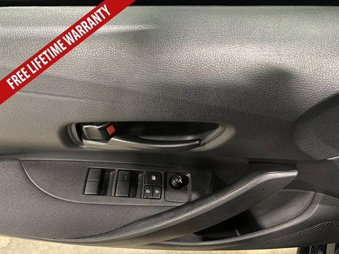 Used 2025 Toyota Corolla LE FWD image 23