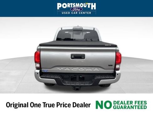 Used 2019 Toyota Tacoma TRD Off-Road image 25