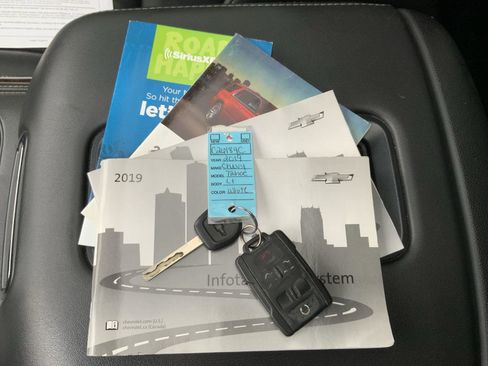Used 2019 Chevrolet Tahoe LT image 18
