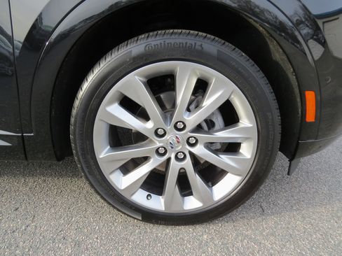 Used 2023 Buick Envision Avenir image 10