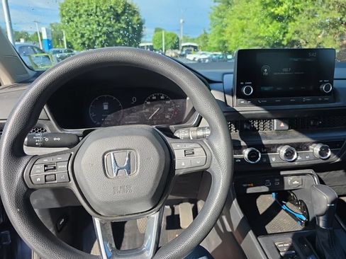 Used 2024 Honda CR-V EX image 20