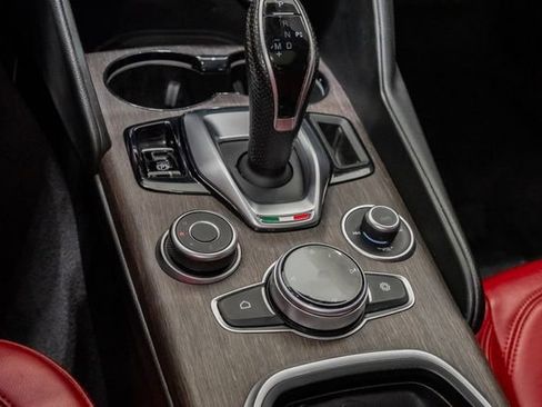 Used 2021 Alfa Romeo Giulia Ti w/ Active Assist 2 Package TI AWD/4WD image 19