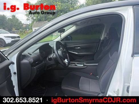 Used 2021 Nissan Sentra SR FWD image 6