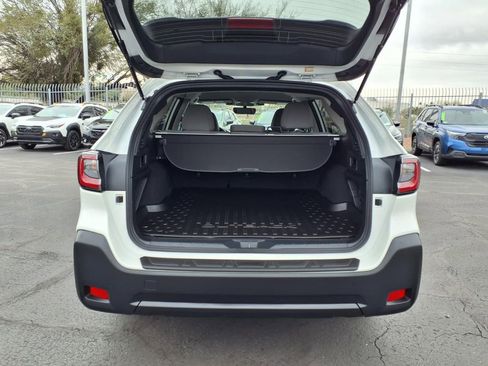 Certified 2025 Subaru Outback Premium w/ Popular Package #1A image 16