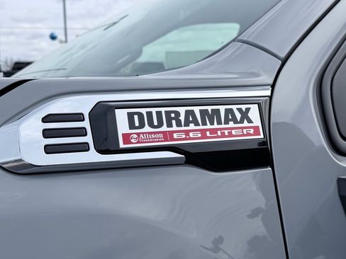 Used 2025 GMC Sierra 3500 Pro w/ 1SA Pro Safety Plus Package image 9