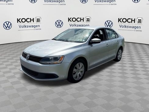 Used 2014 Volkswagen Jetta SE FWD image 3