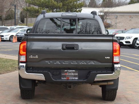 Used 2016 Toyota Tacoma SR5 image 12