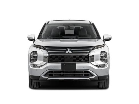 Used 2025 Mitsubishi Outlander SE FWD image 5