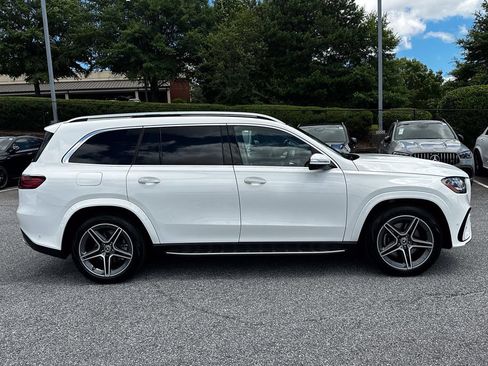Certified 2025 Mercedes-Benz GLS 450 4MATIC image 9