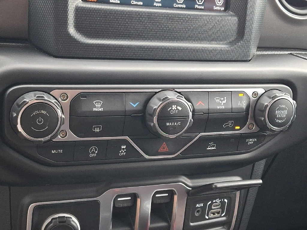 Used 2023 Jeep Wrangler Sport AWD/4WD image 15