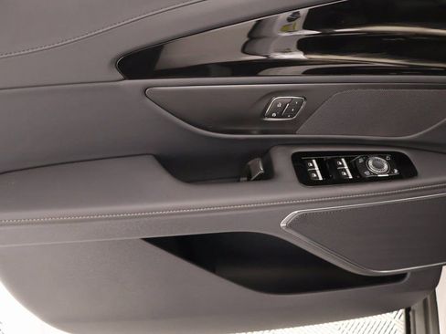 New 2026 Lincoln Nautilus Premier w/ Jet Appearance Package AWD/4WD image 15