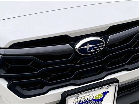 Used 2024 Subaru Crosstrek 2.0i Premium image 29