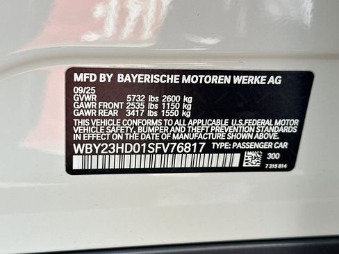Used 2025 BMW i4 eDrive40 image 40