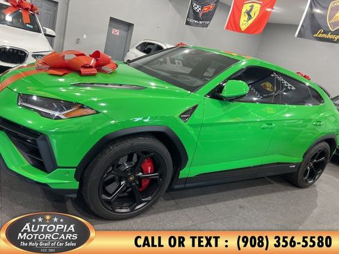 Used 2023 Lamborghini Urus S AWD/4WD image 3