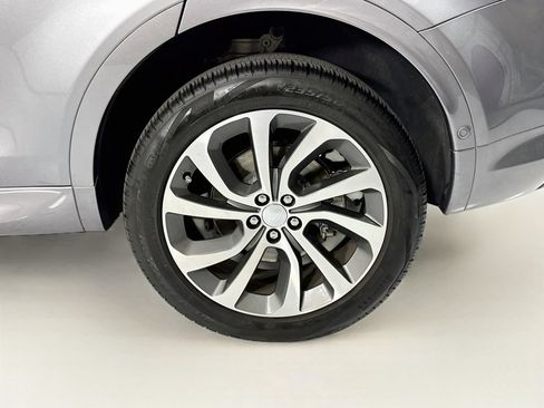 Used 2025 Land Rover Discovery Sport S AWD/4WD image 31