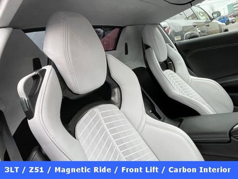 Used 2021 Chevrolet Corvette Stingray Premium Conv w/ Z51 Performance Package image 34