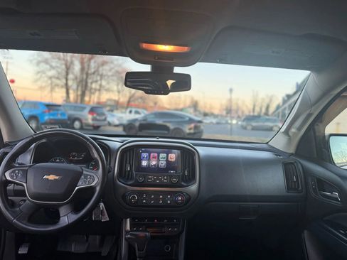 Used 2015 Chevrolet Colorado Z71 image 35