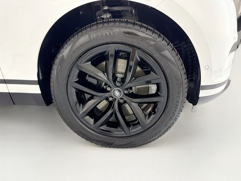 Used 2026 Land Rover Range Rover Velar S AWD/4WD image 32