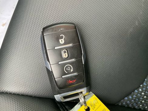 Used 2023 RAM 1500 Big Horn AWD/4WD image 25