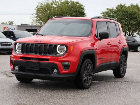 Used 2021 Jeep Renegade Latitude w/ Luxury Group II AWD/4WD image 6