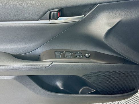 Certified 2023 Toyota Camry XSE image 17