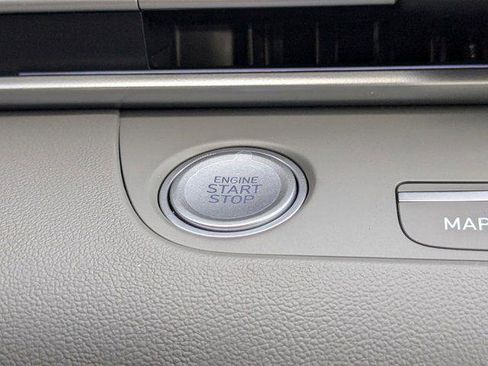 New 2024 Hyundai Elantra SEL w/ Convenience Package image 24