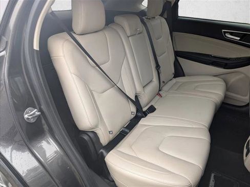Used 2018 Ford Edge Titanium w/ Equipment Group 301A image 19