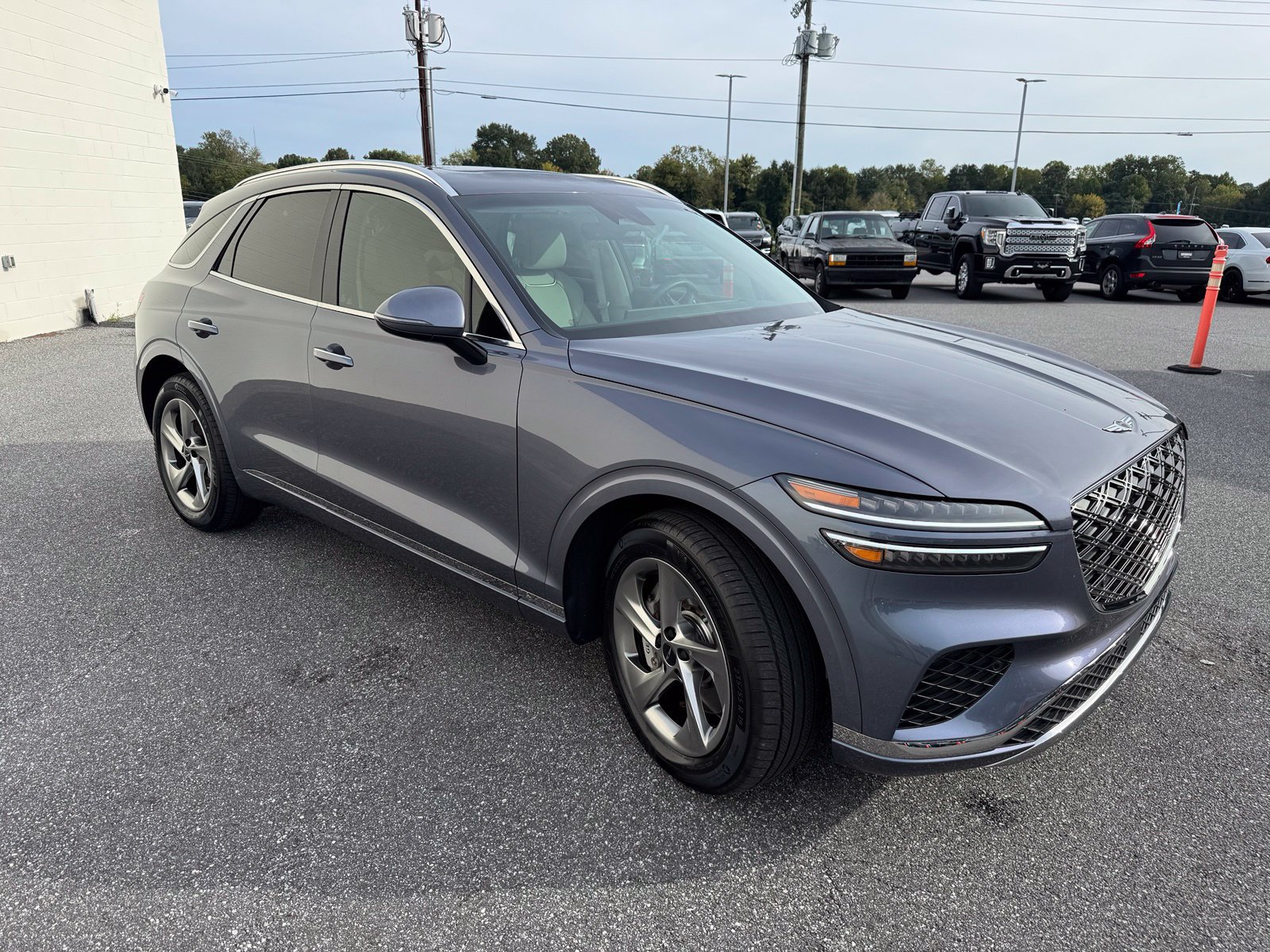 Used 2026 Genesis GV70 2.5T Select AWD/4WD image 3