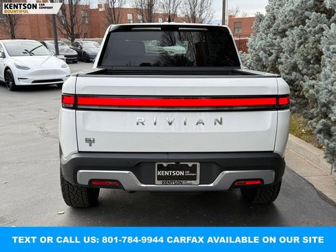 Used 2025 Rivian R1T Adventure image 7