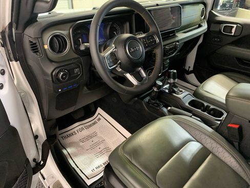 Used 2024 Jeep Wrangler High Altitude image 8