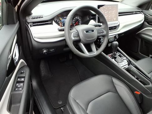 New 2026 Jeep Compass Limited image 15